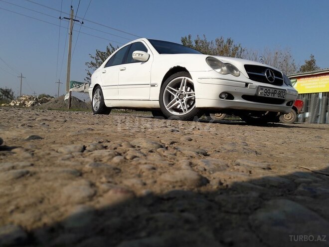 Mercedes C 240 2001, 734,532 km - 2.6 l - İmişli