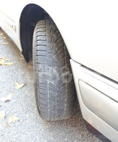Mercedes E 240 1999, 249,000 km - 2.4 l - Qəbələ