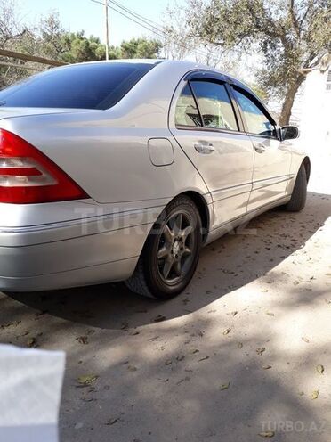 Mercedes C 240 2001, 250,000 km - 2.6 l - Bakı