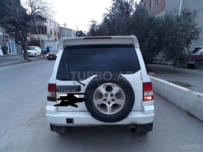 Mitsubishi Pajero io 1999, 256,000 km - 1.8 l - Bakı