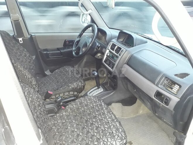 Mitsubishi Pajero io 1999, 256,000 km - 1.8 l - Bakı