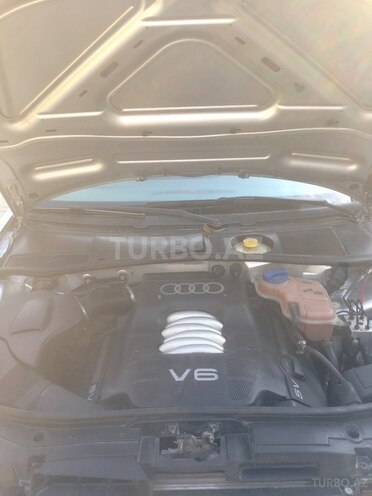 Audi A6 2000, 300,000 km - 2.4 l - Bakı