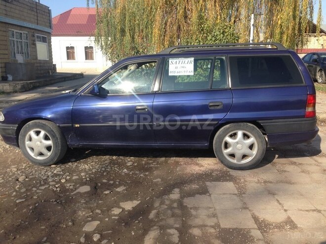 Opel Astra 1995, 365,854 km - 1.6 л - Quba