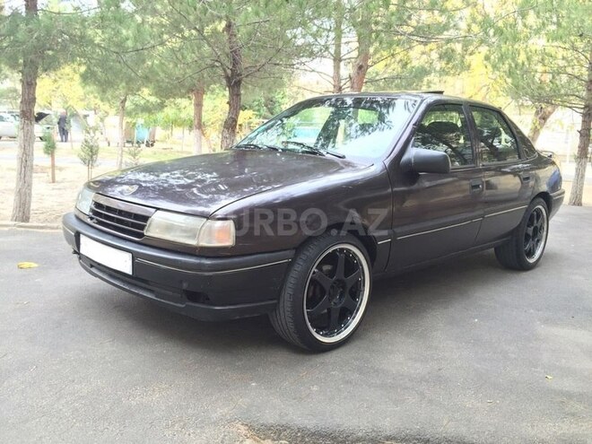 Opel Vectra 1994, 258,000 km - 2.0 л - Sumqayıt