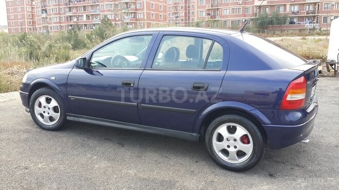 Opel Astra 2000, 250,000 km - 1.6 l - Bakı