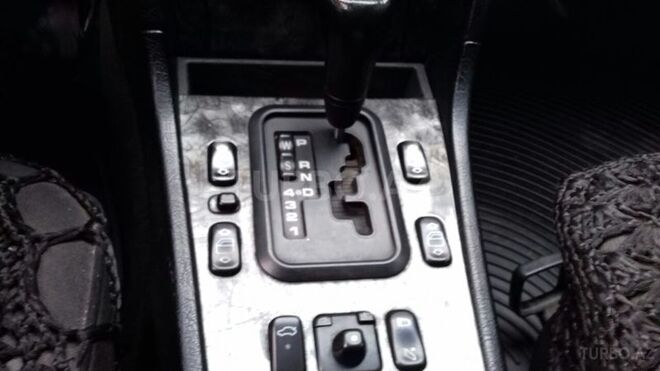 Mercedes C 230 1998, 342,000 km - 2.3 l - Bakı