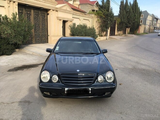 Mercedes E 240 1999, 237,800 km - 2.4 l - Bakı