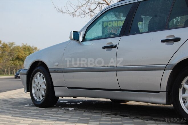 Mercedes C 200 1999, 350,000 km - 2.0 л - Bakı