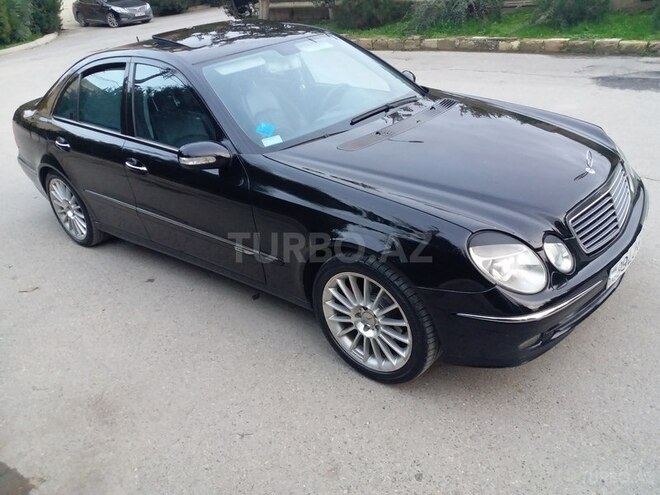 Mercedes E 320 2003, 124,000 km - 3.2 l - Bakı