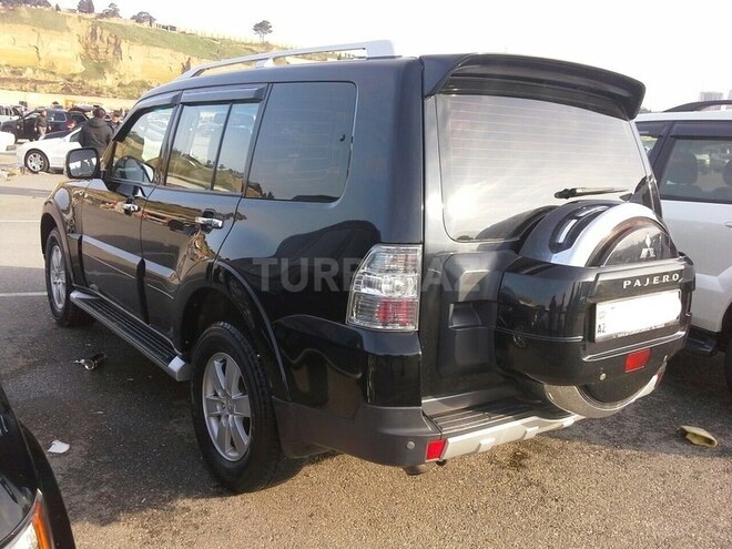 Mitsubishi Pajero 2008, 130,000 km - 3.0 l - Bakı