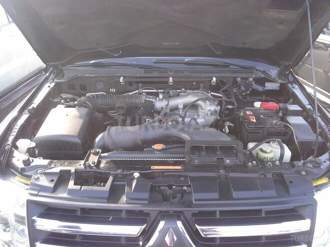 Mitsubishi Pajero 2008, 130,000 km - 3.0 l - Bakı