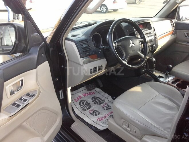 Mitsubishi Pajero 2008, 130,000 km - 3.0 l - Bakı