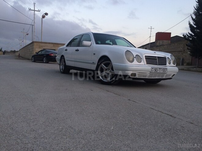 Mercedes E 300 1999, 350,000 km - 0.3 l - Bakı