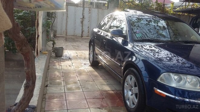 Volkswagen Passat 2004, 213,000 km - 1.8 л - Bakı