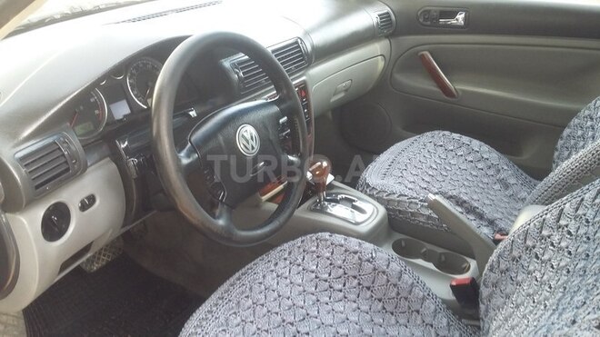 Volkswagen Passat 2004, 213,000 km - 1.8 л - Bakı