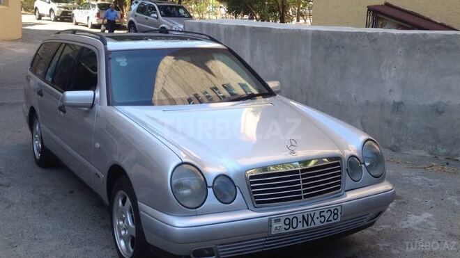 Mercedes E 230 1997, 300,000 km - 2.3 l - Bakı