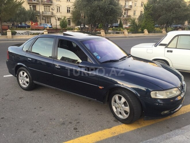 Opel Vectra 2001, 270,000 km - 1.8 l - Bakı
