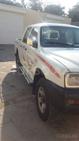 Mitsubishi L200 2004, 280,000 km - 2.5 l - Bakı
