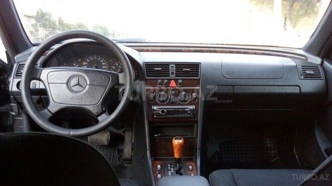 Mercedes C 200 1997, 246,780 km - 2.0 l - Bakı
