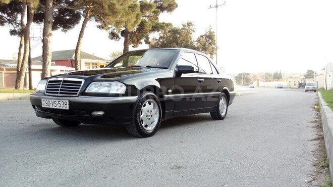 Mercedes C 200 1997, 246,780 km - 2.0 l - Bakı
