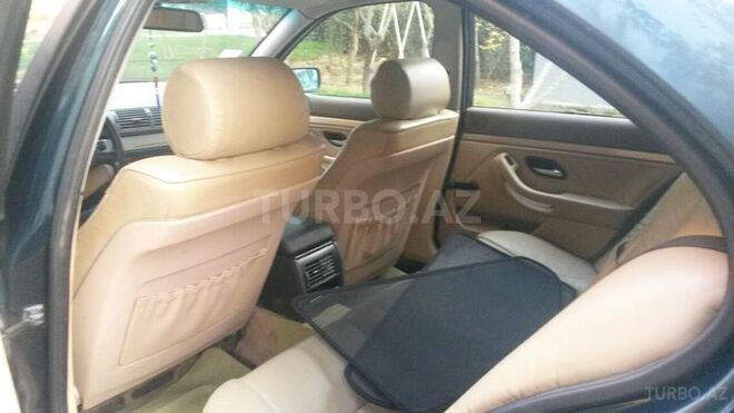 BMW 523 1997, 317,000 km - 2.5 l - Bakı