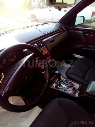 Mercedes E 230 1995, 396,785 km - 0.2 l - Bakı