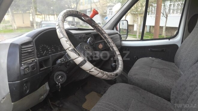 GAZ 2705 2003, 200,000 km - 2.4 л - Neftçala