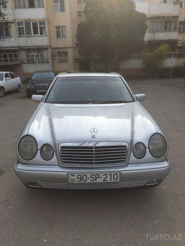 Mercedes E 230 1996, 327,580 km - 2.3 l - Bakı