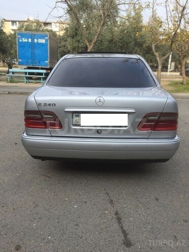 Mercedes E 230 1996, 327,580 km - 2.3 l - Bakı