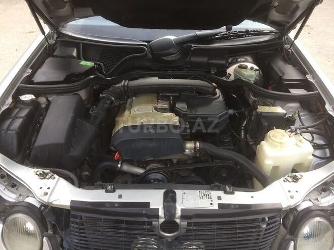Mercedes E 230 1996, 327,580 km - 2.3 l - Bakı