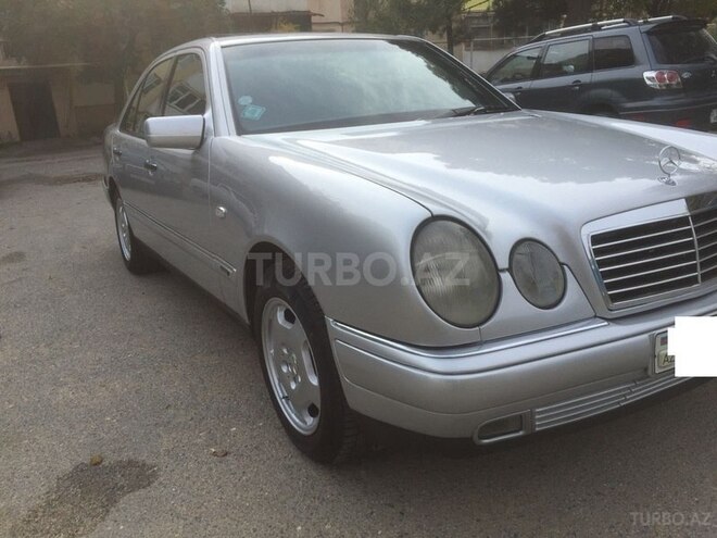 Mercedes E 230 1996, 327,580 km - 2.3 l - Bakı