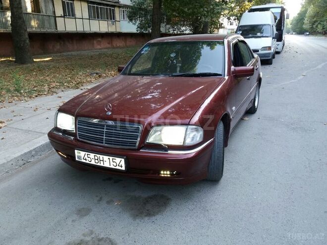 Mercedes C 180 1999, 200,000 km - 1.8 л - Mingəçevir