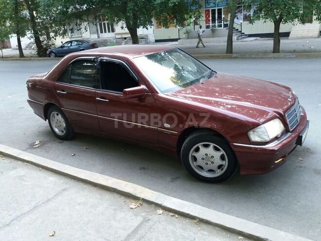 Mercedes C 180 1999, 200,000 km - 1.8 л - Mingəçevir