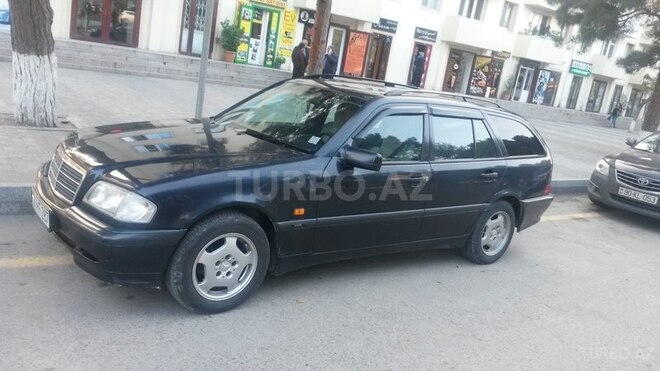 Mercedes C 180 1999, 252,000 km - 1.8 l - Sumqayıt
