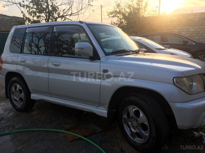 Mitsubishi Pajero io 2004, 178,000 km - 2.0 l - Bakı