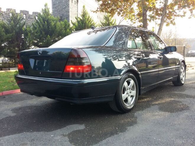 Mercedes C 240 1998, 164,000 km - 2.4 l - Bərdə