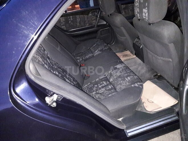 Mercedes E 230 1996, 256,000 km - 2.3 л - Bakı