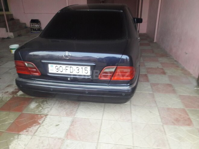 Mercedes E 230 1996, 259,000 km - 2.3 l - Bakı