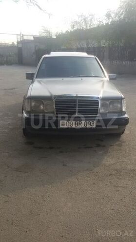 Mercedes E 230 1992, 220,000 km - 2.3 л - Bakı