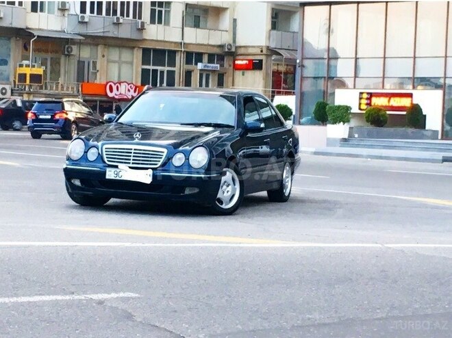 Mercedes E 220 1999, 329,001 km - 2.2 л - Bakı