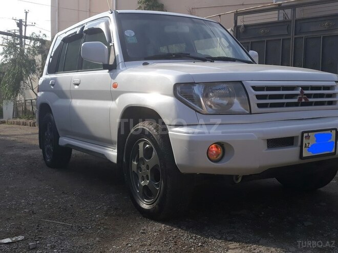 Mitsubishi Pajero io 2000, 325,000 km - 1.8 л - Bakı