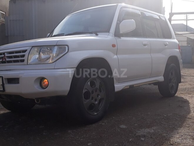 Mitsubishi Pajero io 2000, 325,000 km - 1.8 л - Bakı
