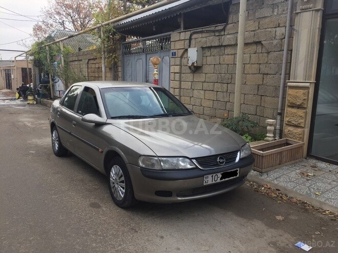 Opel Vectra 1997, 298,000 km - 1.6 l - Bakı