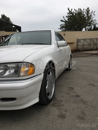 Mercedes C 280 1997, 142,000 km - 2.8 l - Bakı