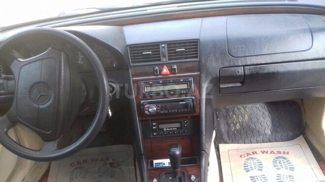 Mercedes C 280 1996, 193,000 km - 2.8 l - Bakı