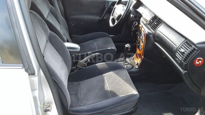 Opel Astra 1998, 246,211 km - 2.0 l - Bakı