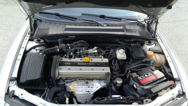 Opel Astra 1998, 246,211 km - 2.0 l - Bakı