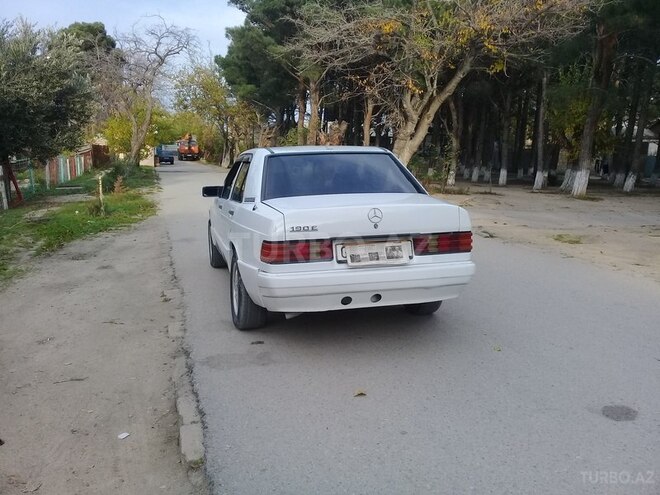 Mercedes 190 1989, 320,000 km - 2.0 л - Sumqayıt