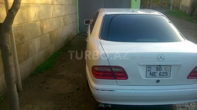 Mercedes E 320 2000, 268,000 km - 3.2 л - Bakı