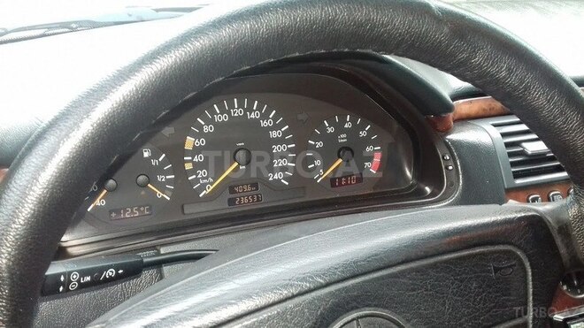 Mercedes E 200 1998, 236,700 km - 2.0 l - Ağdaş